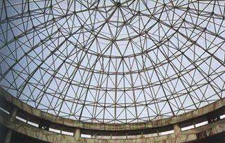 威海铝镁锰板屋面网架在设计时要注意哪些细节